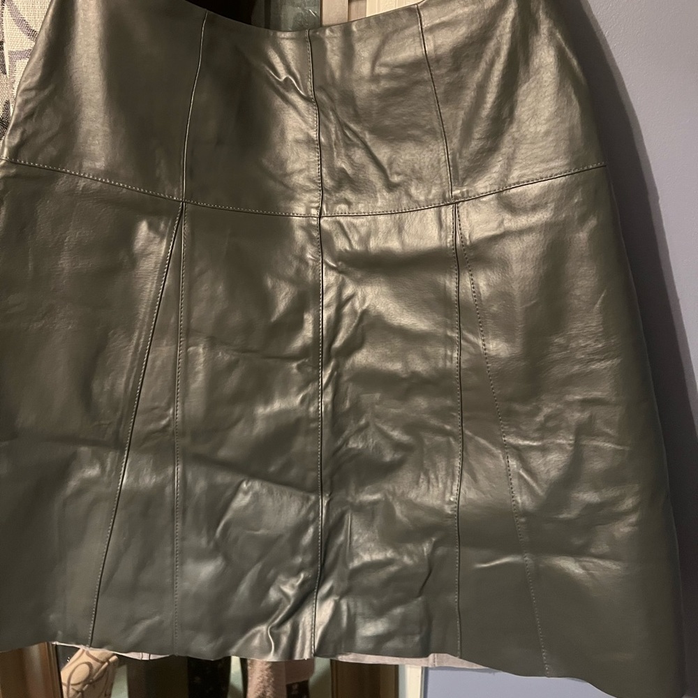 Genuine leather skirt, green, size 16w